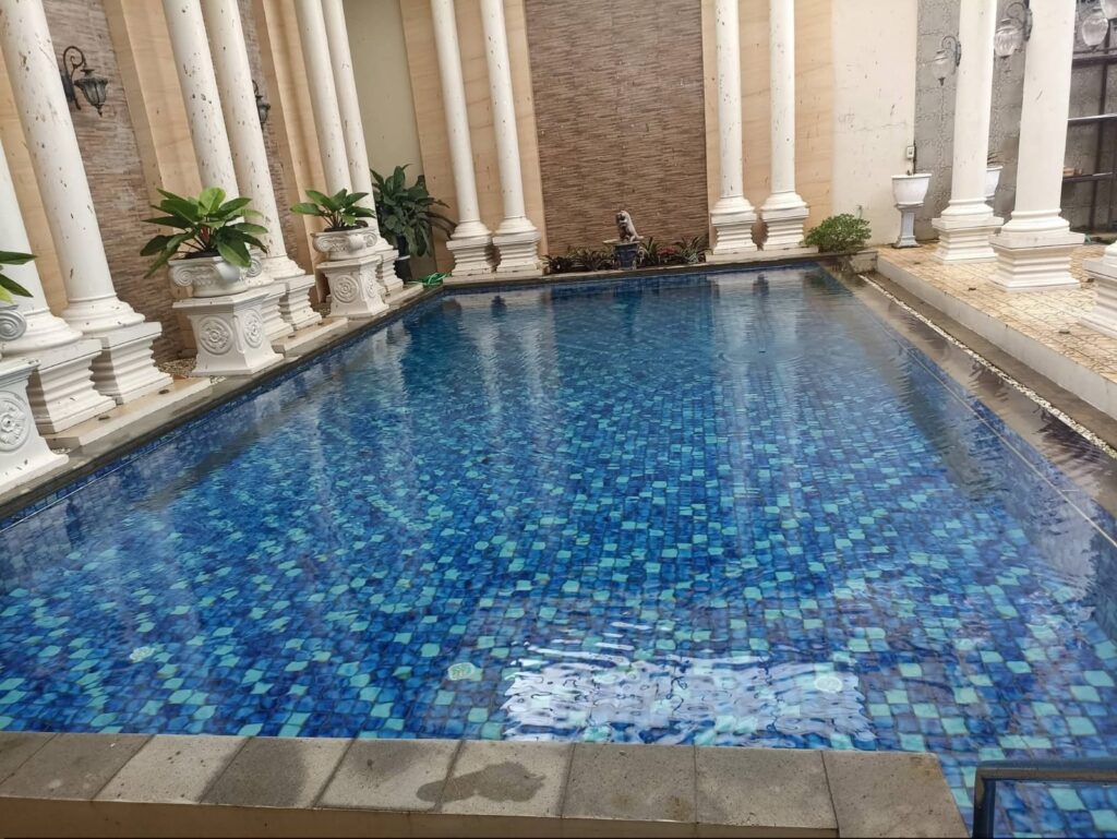 Jasa-Perawatan-Kolam-Renang-Kelapa-Gading